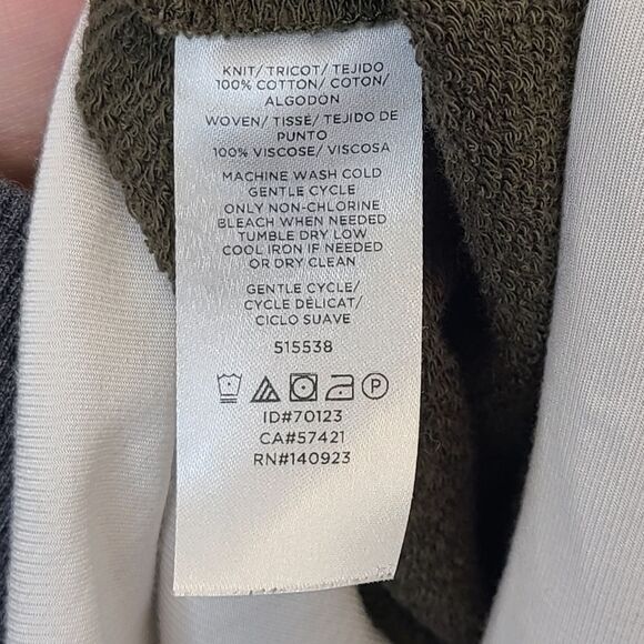 LOFT Women Green White Langenlook Sweatshirt S Petite - Picture 13 of 13